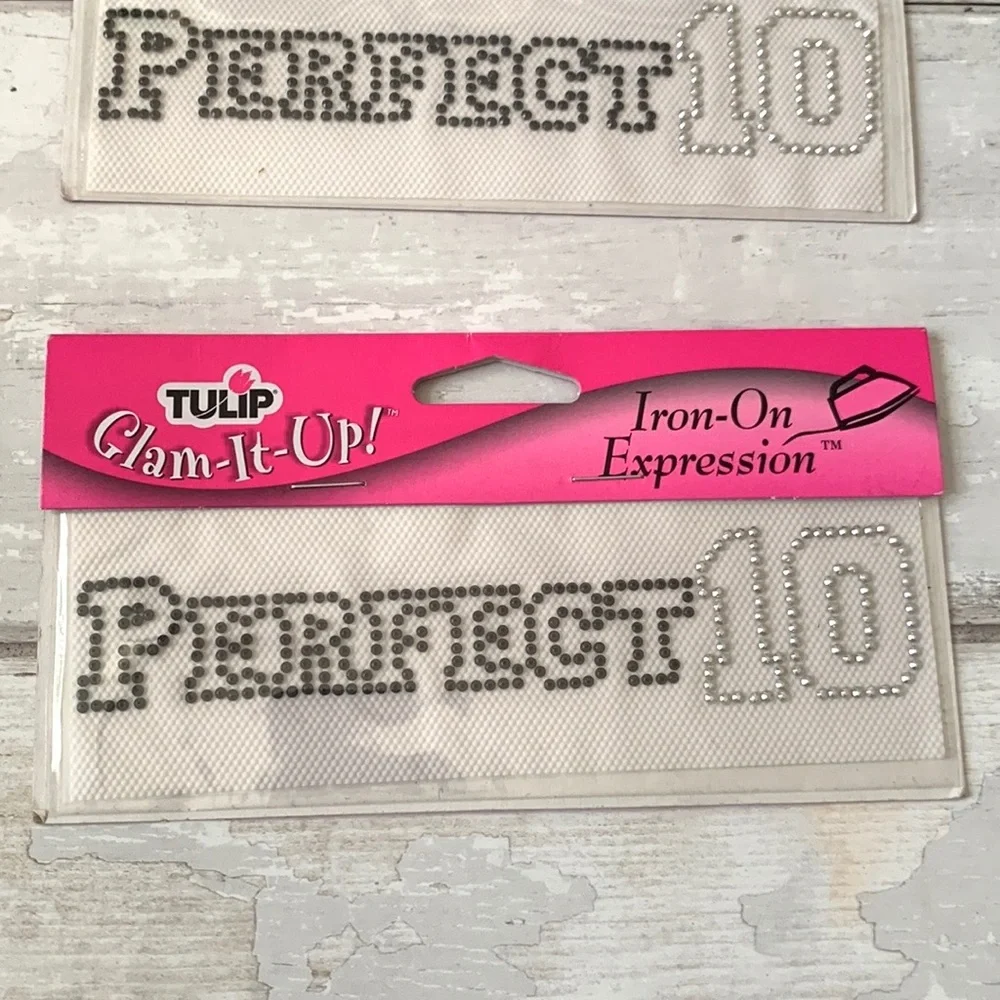 Tulip Rhinestone Iron On Clothing Patches Perfect 10 Set of 4 NEW